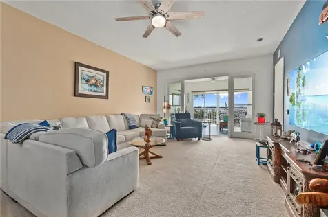 34 Harbour Isle Drive W Fort Pierce FL 34949