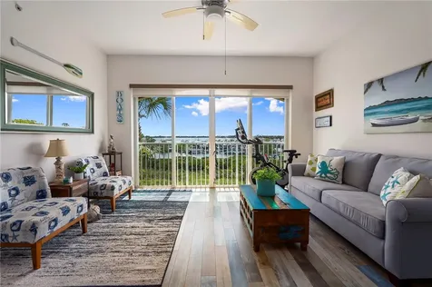 34 Harbour Isle Drive W Fort Pierce FL 34949