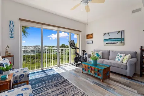 34 Harbour Isle Drive W Fort Pierce FL 34949