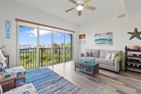 34 Harbour Isle Drive W Fort Pierce FL 34949