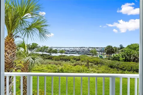 34 Harbour Isle Drive W Fort Pierce FL 34949