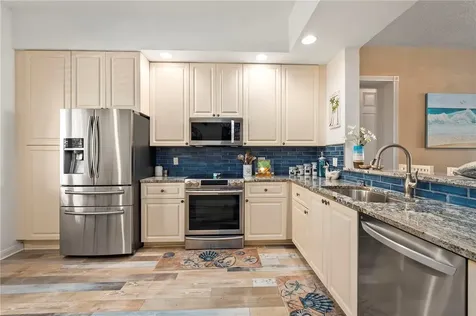 34 Harbour Isle Drive W Fort Pierce FL 34949