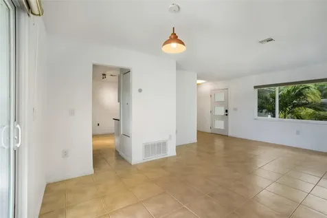 1046 29th Street Vero Beach FL 32960