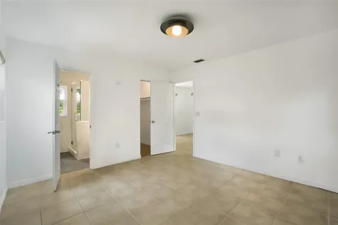 1046 29th Street Vero Beach FL 32960