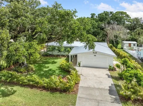 1046 29th Street Vero Beach FL 32960
