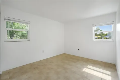 1046 29th Street Vero Beach FL 32960