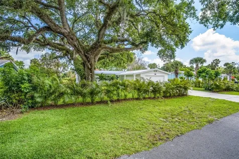 1046 29th Street Vero Beach FL 32960