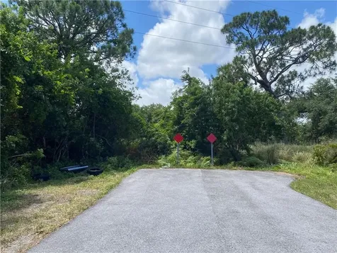 455 15th Place SW Vero Beach FL 32962