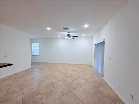 9323 Breakers Row Fort Pierce FL 34945