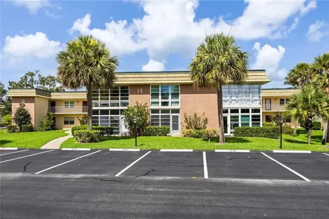 15 Vista Gardens Trail Vero Beach FL 32962