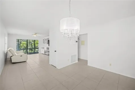 15 Vista Gardens Trail Vero Beach FL 32962