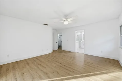 1048 Admirals Walk Vero Beach FL 32963