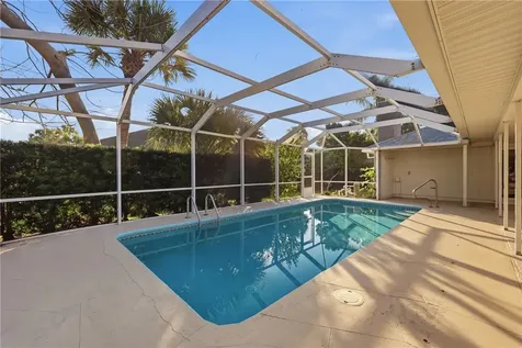 1048 Admirals Walk Vero Beach FL 32963