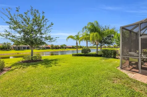 5040 Pendelton Square Vero Beach FL 32967