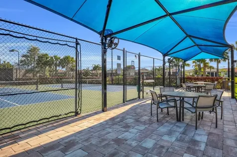 5040 Pendelton Square Vero Beach FL 32967