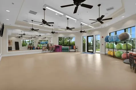 5040 Pendelton Square Vero Beach FL 32967