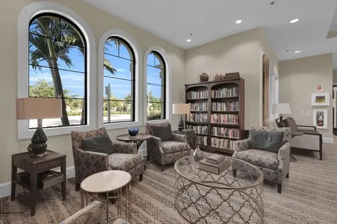 5040 Pendelton Square Vero Beach FL 32967