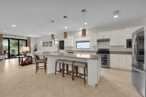 5040 Pendelton Square Vero Beach FL 32967