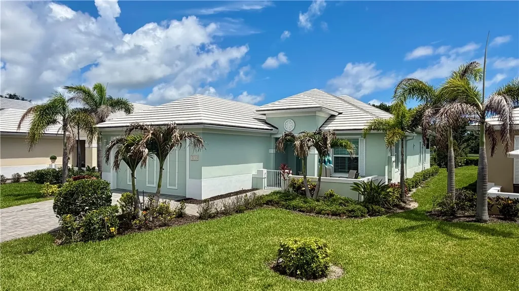 1330 Saint Catherines Circle Vero Beach FL 32967