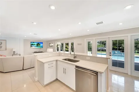 537 E Causeway Boulevard Vero Beach FL 32963