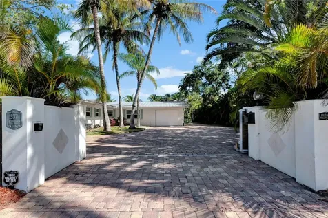 537 E Causeway Boulevard Vero Beach FL 32963
