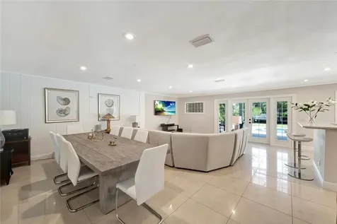 537 E Causeway Boulevard Vero Beach FL 32963