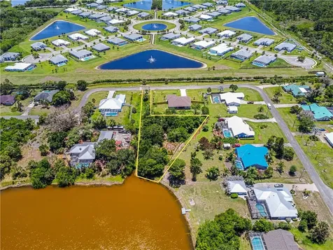 759 S Fischer Circle Sebastian FL 32958