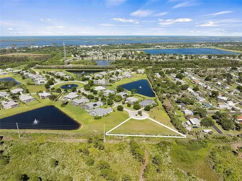 110 King Fisher Way Sebastian FL 32958