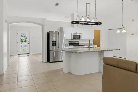 4927 5th Manor Vero Beach FL 32968