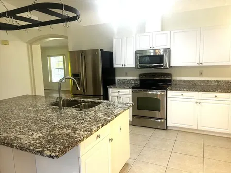 4927 5th Manor Vero Beach FL 32968