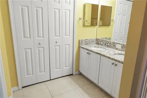 4927 5th Manor Vero Beach FL 32968