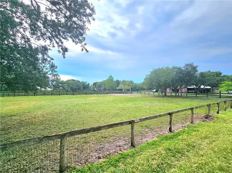 4927 5th Manor Vero Beach FL 32968