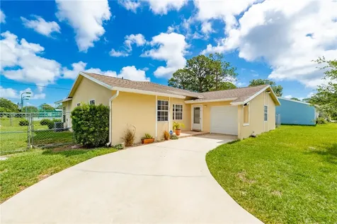 124 Englar Drive Sebastian FL 32958