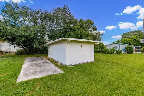 2359 De Soto Avenue Vero Beach FL 32960