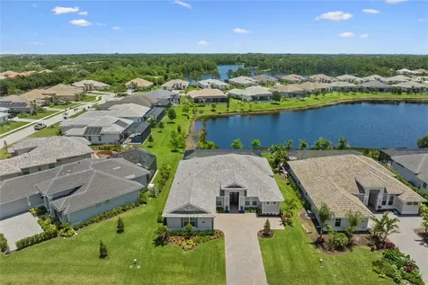 5752 Bent Pine Square Vero Beach FL 32967