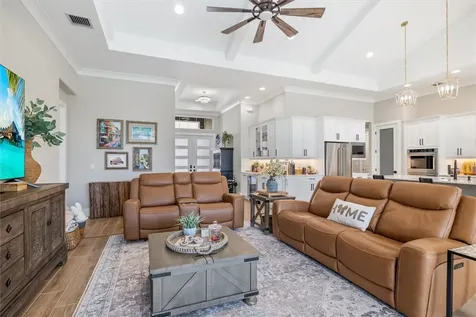 5752 Bent Pine Square Vero Beach FL 32967