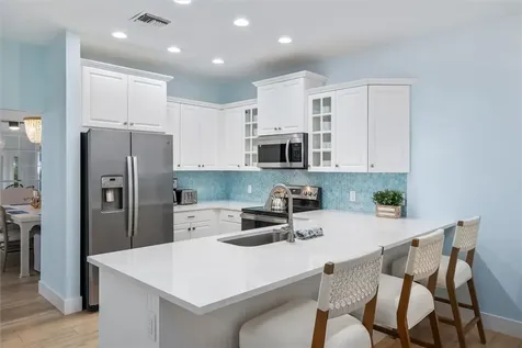 8859 Lakeside Circle Vero Beach FL 32963