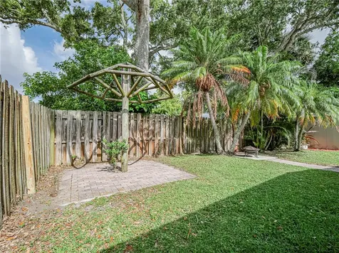1611 4th Avenue Vero Beach FL 32960