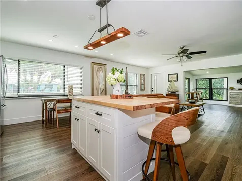 1611 4th Avenue Vero Beach FL 32960