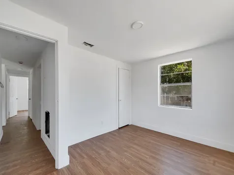 2556 44th Street Vero Beach FL 32967