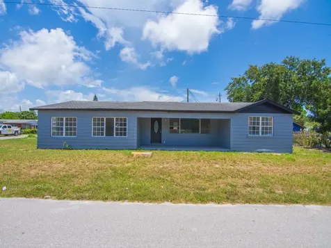2556 44th Street Vero Beach FL 32967
