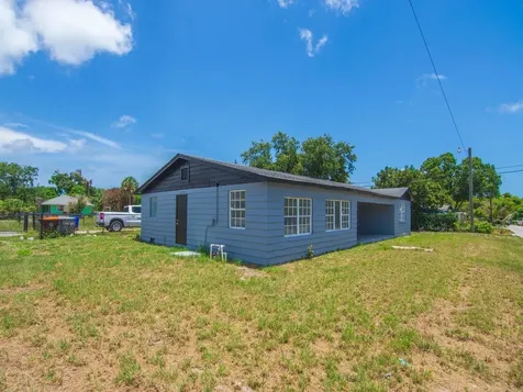 2556 44th Street Vero Beach FL 32967
