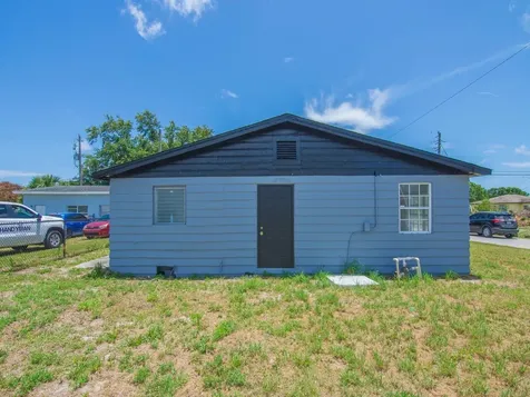 2556 44th Street Vero Beach FL 32967