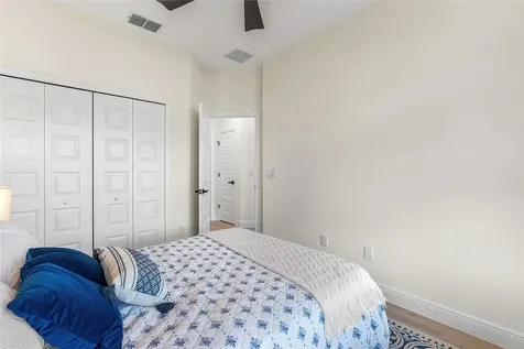 8236 104th Court Vero Beach FL 32967