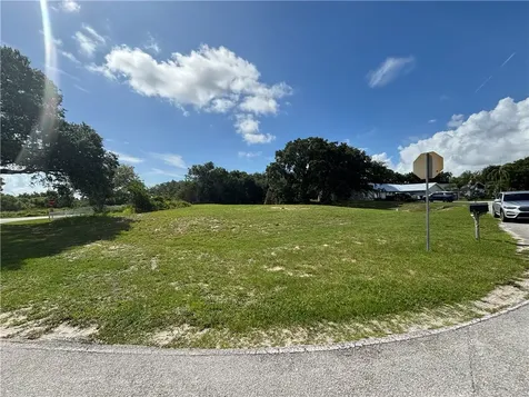 155 S 19th Circle SW Vero Beach FL 32962