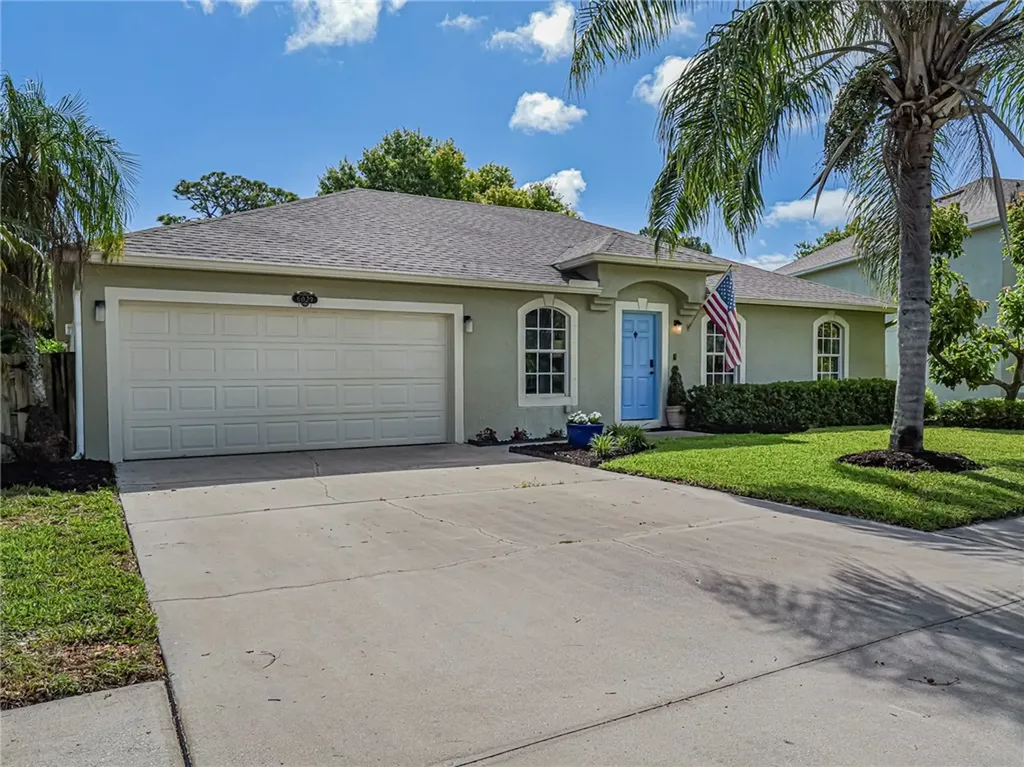6029 Ridge Lake Circle Vero Beach FL 32967