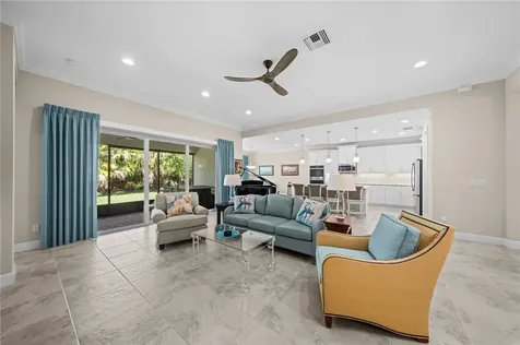 1095 Camelot Way Vero Beach FL 32966