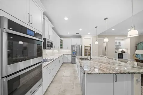 1095 Camelot Way Vero Beach FL 32966