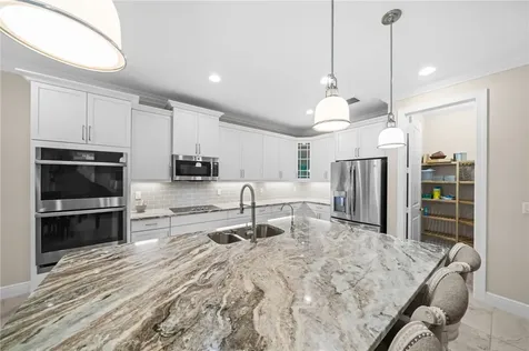 1095 Camelot Way Vero Beach FL 32966