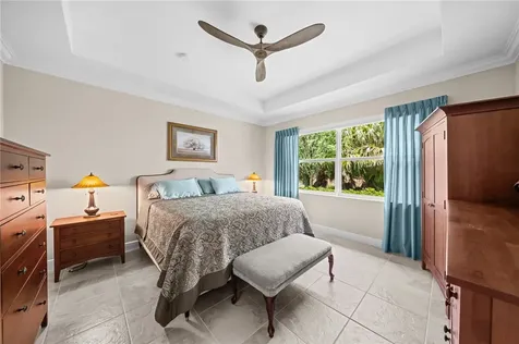 1095 Camelot Way Vero Beach FL 32966
